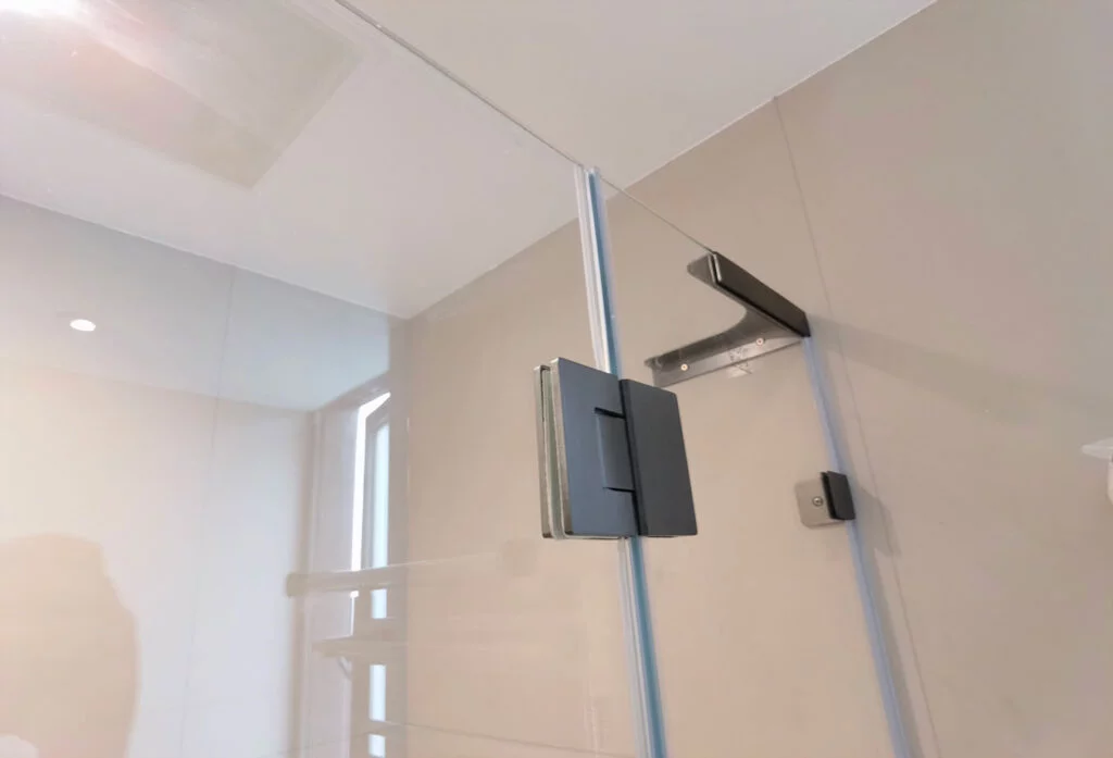 Types of Frameless Shower Door Hardware